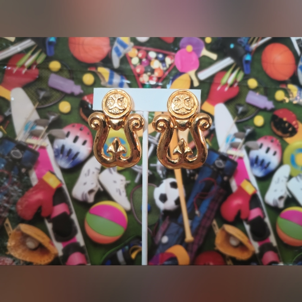 ๐ '90s Vintage Fendi Janus Large Statement Earrings - Picture 11 of 13